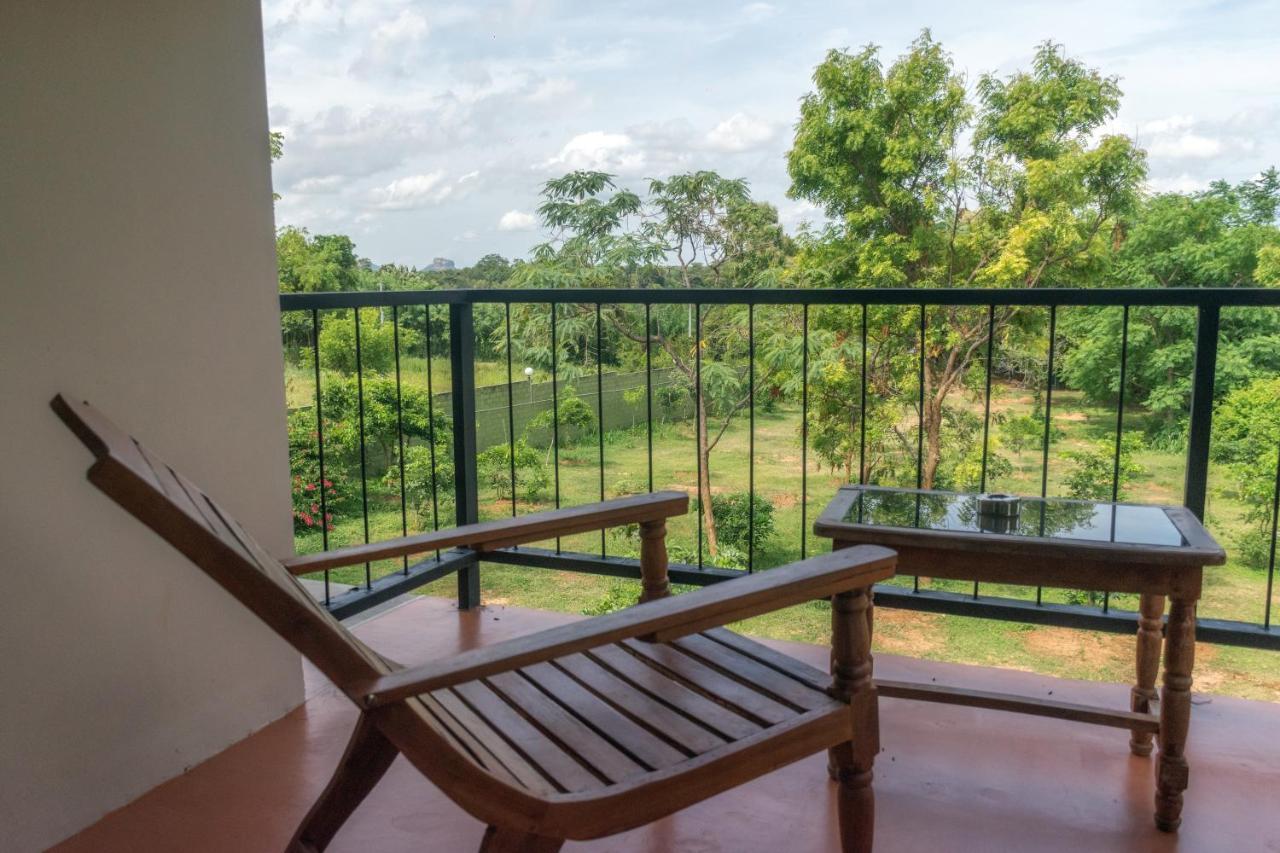 Nice Place Resort Dambulla Bagian luar foto